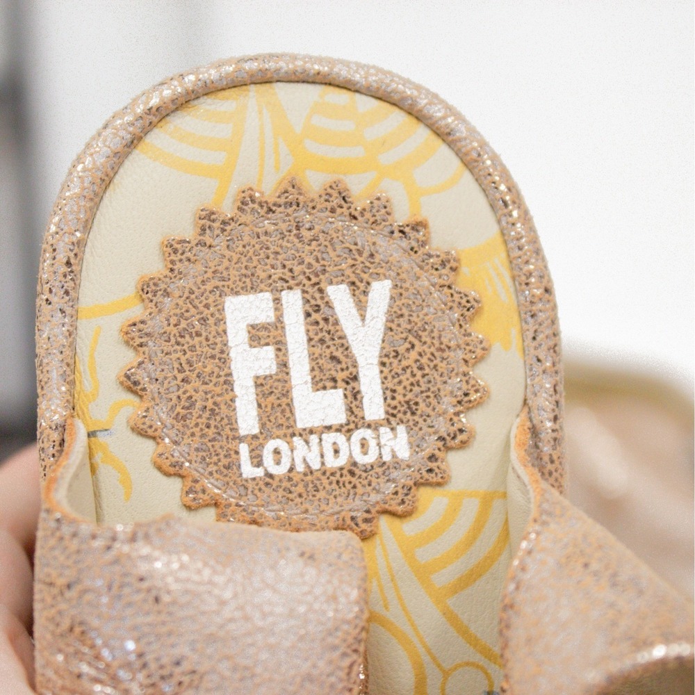 Fly London Ylfa Luna Lace Up Wedge Sandals Rose Gold Pearl Women's Size 38 US 8 - Picture 12 of 12